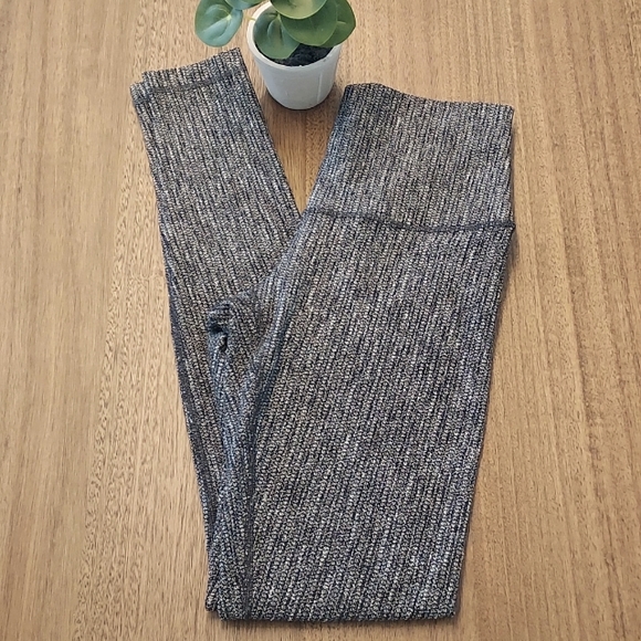 Lulu Lemon Wonder Under Leggings - Picture 1 of 11